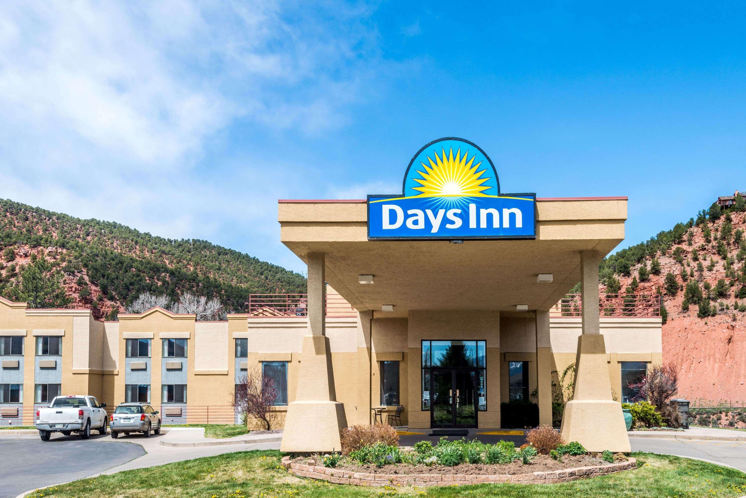 Days Inn By Wyndham Carbondale Exteriér fotografie